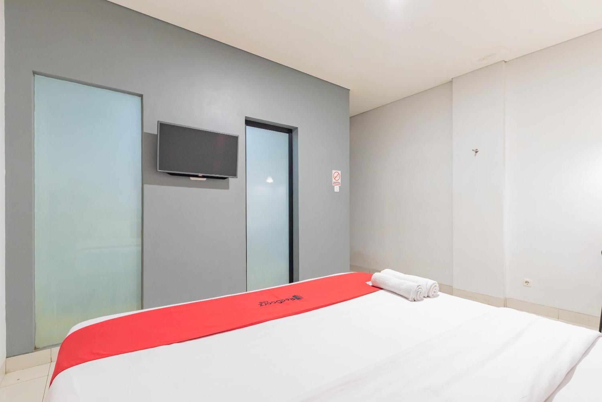 Reddoorz @ Malabar Street Hotel Bandung Exterior photo