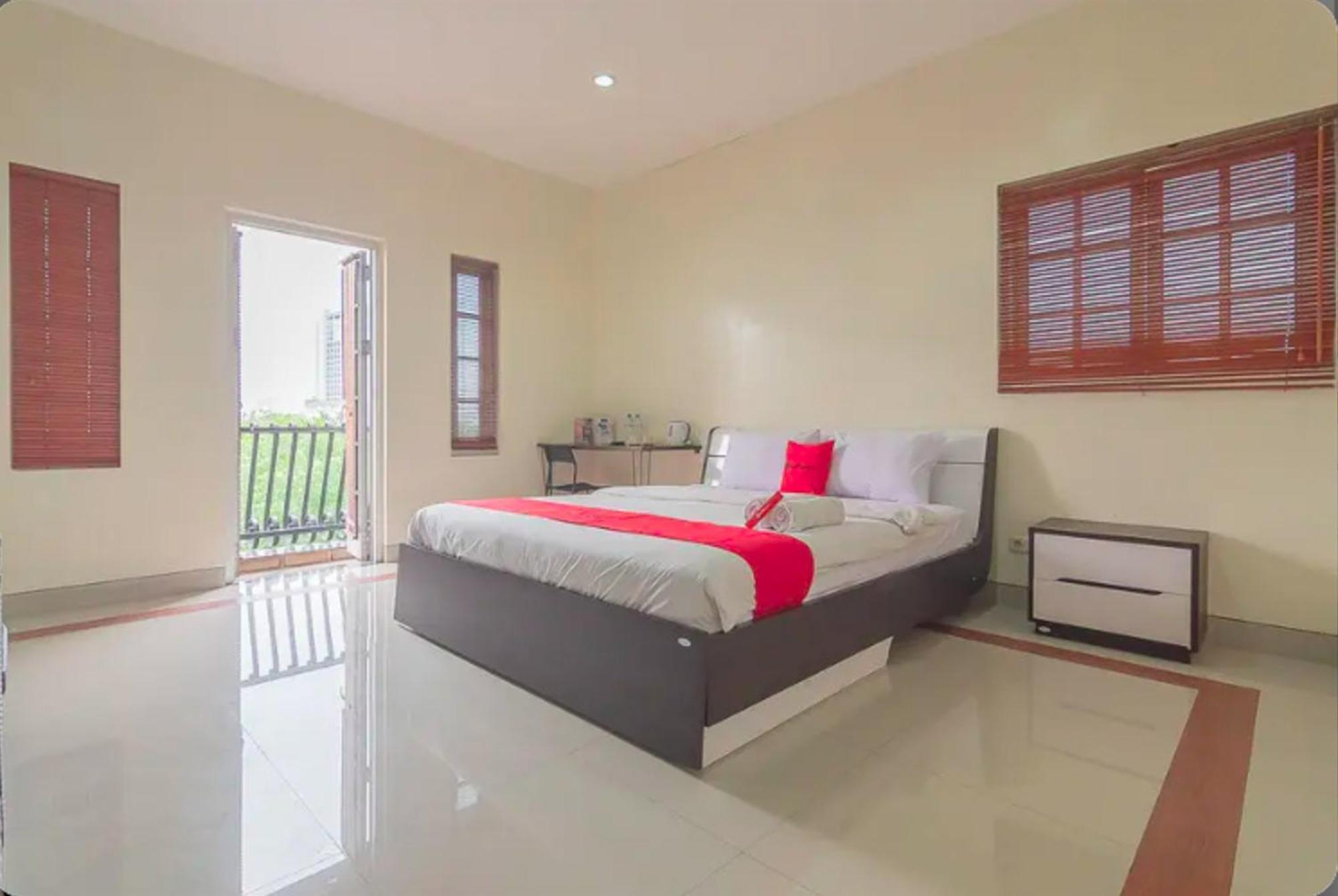 Reddoorz @ Malabar Street Hotel Bandung Exterior photo